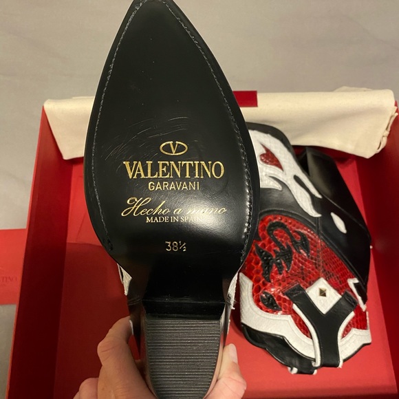 Valentino Garavani Ranch Flames Boot 38.5 - Picture 2 of 3